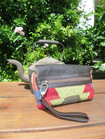 BG22 - Cartera, sobre 